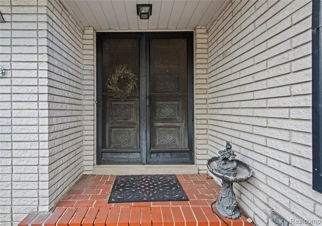 Photo 4 of Single family home for sale at 38219 Santa Anna St, Clinton Township, MI 48036 | MLS# 60990917 | Listing updated on 2026-07-27