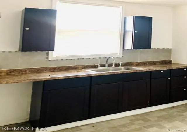 8th image of 14960 Tracey St, Detroit, MI 48227 | MLS# 60998798
