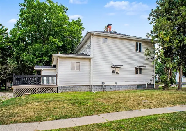 Photo 2 of Sale Pending at 1109 E Mount Morris St, Mount Morris, MI 48458 | MLS# 61018869 | Listing updated on 2026-08-22