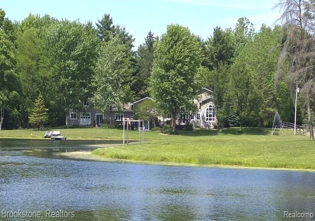 Homes for sale in Dryden, MI | 5910 Spring Valley Ln, Dryden, MI 48428 | MLS# 60999431