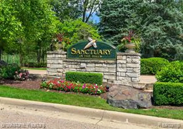 Homes for sale in Rochester, MI | 2167 Sanctuary Ct, Rochester, MI 48309 | MLS# 61009459