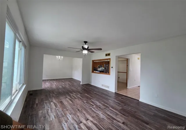 Photo 2 of Single family home for sale at 35706 Duke Dr, Sterling Heights, MI 48310 5159 | MLS# 61025048 | Listing updated on 2026-09-13