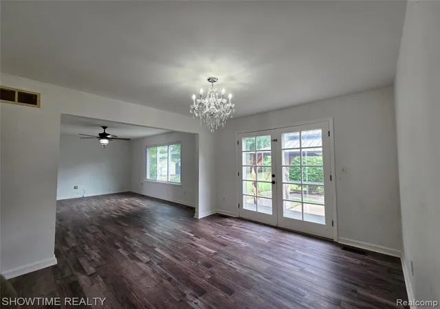 Photo 3 of Single family home for sale at 35706 Duke Dr, Sterling Heights, MI 48310 5159 | MLS# 61025048 | Listing updated on 2026-09-13