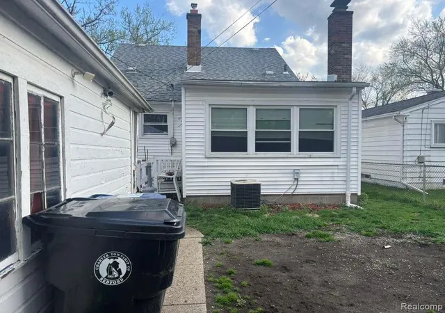 Photo 3 of Single family home for sale at 26126 N Student Ave, Redford, MI 48239 | MLS# 60985205 | Listing updated on 2026-09-17