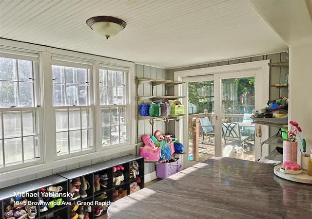 Photo 4 of Single family home for sale at 1045 Brownwood Ave, Grand Rapids, MI 49504 | MLS# 70539263 | Listing updated on 2026-10-08