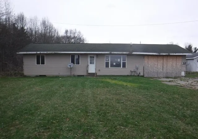 Homes for sale in Dowagiac, MI | 30450 M 152, Dowagiac, MI 49047 | MLS# 70524292