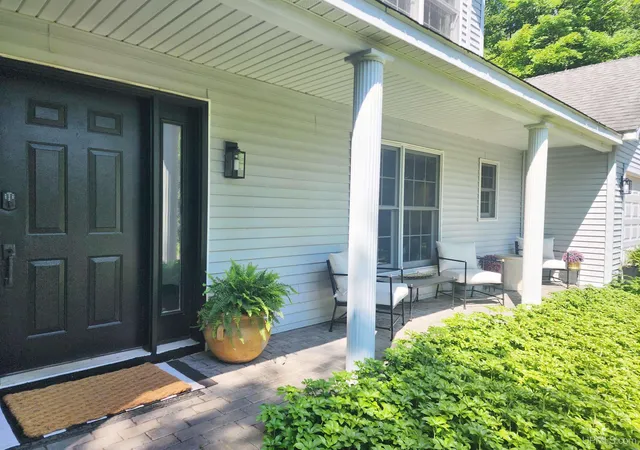 Photo 4 of Single family home for sale at 1206 Maple Ln, Houghton, MI 49931 | MLS# 50217935 | Listing updated on 2026-09-12