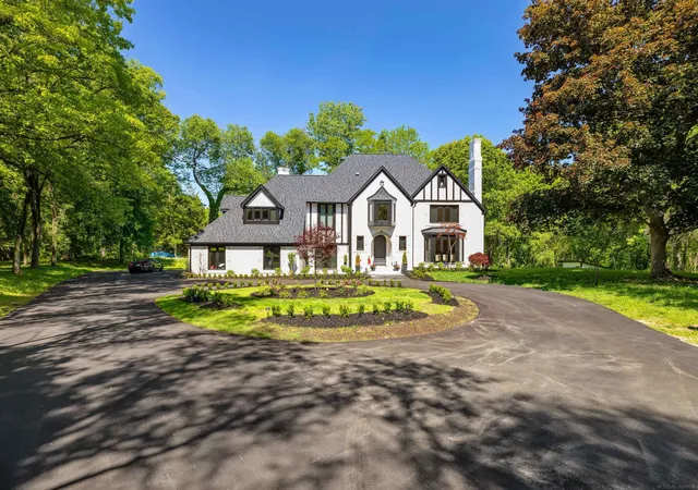 1st image of 300 Camelot Wy, Rochester, MI 48306 | MLS# 50210296