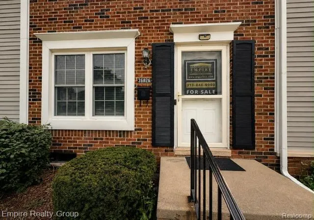 Photo 2 of Sale Pending at 36826 Park Pl Dr, Sterling Heights, MI 48310 4227 | MLS# 61012011 | Listing updated on 2026-09-11
