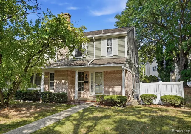2nd image of 20842 E Glen Haven Cir, Northville, MI 48167 2405 | MLS# 61023744