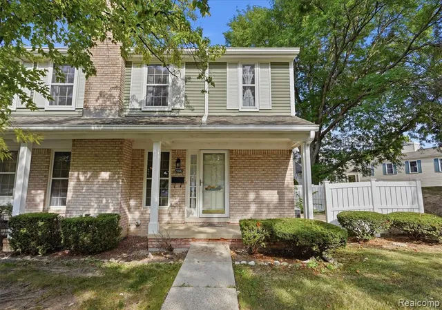Photo 3 of Condo for sale at 20842 E Glen Haven Cir, Northville, MI 48167 2405 | MLS# 61023744 | Listing updated on 2026-08-23