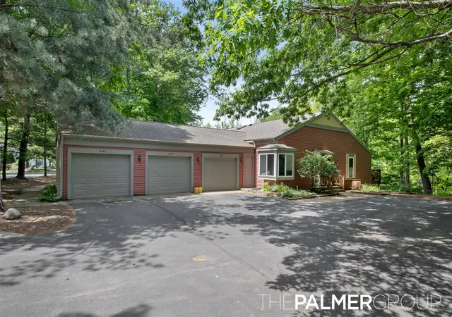 Homes for sale in Kentwood, MI | 2247 Whisper Cove Dr, Kentwood, MI 49508 | MLS# 70538560
