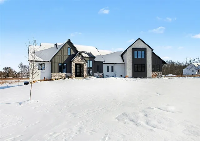 Photo 2 of Sale Pending at 3324 Hideaway Dr, Caledonia, MI 49316 | MLS# 70508823 | Listing updated on 2026-01-01