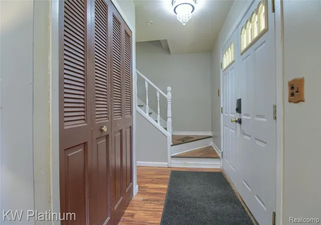 Photo 4 of Sale Pending at 25168 Goddard Rd, Taylor, MI 48180 3908 | MLS# 60993853 | Listing updated on 2026-09-10