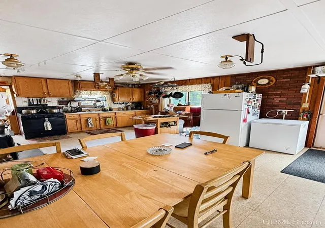 Photo 3 of Single family home for sale at 16085 155 Rd, Wetmore, MI 49895 | MLS# 50216746 | Listing updated on 2026-08-17