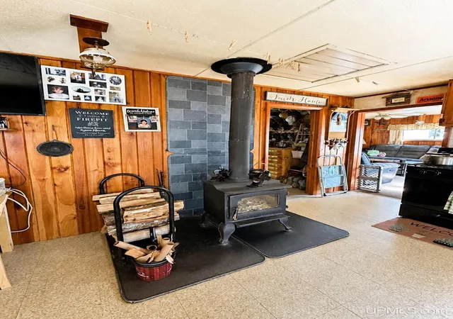 Photo 4 of Single family home for sale at 16085 155 Rd, Wetmore, MI 49895 | MLS# 50216746 | Listing updated on 2026-08-17