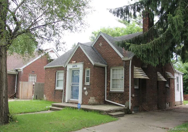 Homes for sale in Detroit, MI | 11470 E Lakepointe St, Detroit, MI 48224 1608 | MLS# 60968476