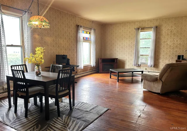 Photo 3 of Single family home for sale at 706 Michigan Ave, Manistique, MI 49854 | MLS# 50218785 | Listing updated on 2026-08-26