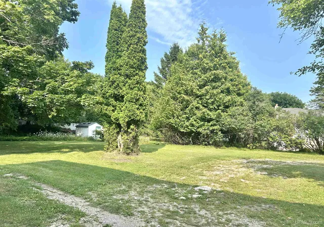 Photo 62 of Single family home for sale at 706 Michigan Ave, Manistique, MI 49854 | MLS# 50218785 | Listing updated on 2026-08-26