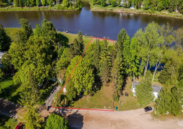 Photo 2 of Single family home for sale at 524 Hilo Rd, Gladwin, MI 48624 | MLS# 50210317 | Listing updated on 2026-09-24