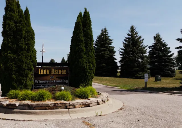 3rd image of 37 Or 39 Cove Dr, Bay City, MI 48706 | MLS# 50193875