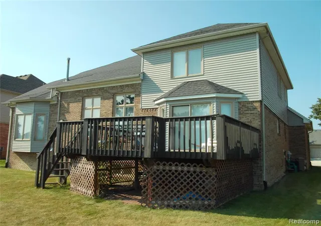 2nd image of 16938 Country Club Dr, Macomb, MI 48042 | MLS# 60992713