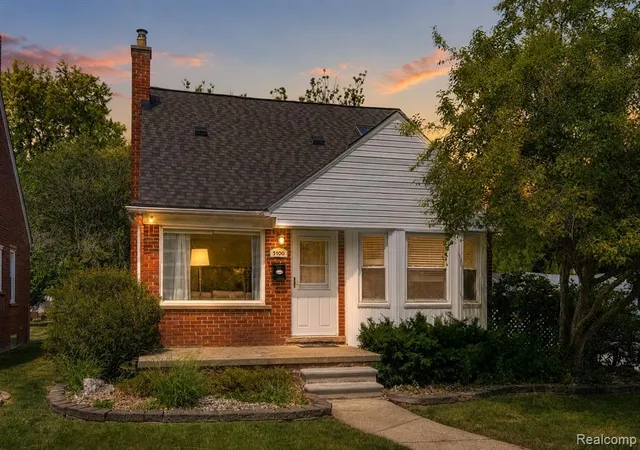 Photo 1 of Single family home for sale at 3100 Edgewood St, Dearborn, MI 48124 4118 | MLS# 61014021 | Listing updated on 2026-09-08
