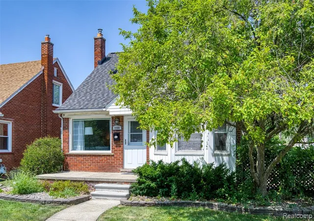 Photo 4 of Single family home for sale at 3100 Edgewood St, Dearborn, MI 48124 4118 | MLS# 61014021 | Listing updated on 2026-09-08