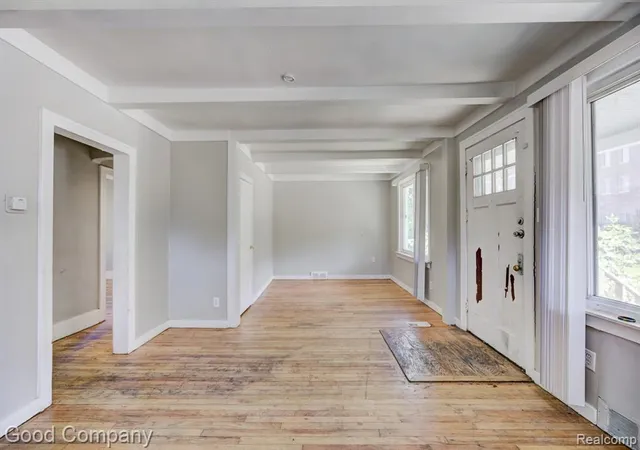 3rd image of 17149 New York St, Detroit, MI 48224 | MLS# 60992350
