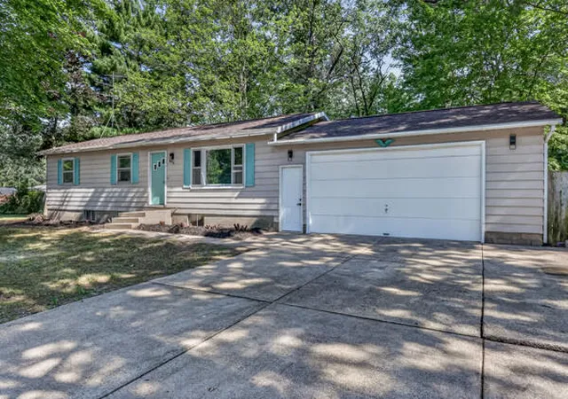 Photo 2 of Single family home for sale at 3614 Hall Rd, Muskegon, MI 49442 | MLS# 70546601 | Listing updated on 2026-07-19