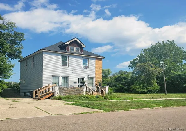 1st image of 4408 Pennsylvania St, Detroit, MI 48214 | MLS# 60976165