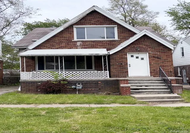 1st image of 18960 Hamburg St, Detroit, MI 48205 | MLS# 60989596