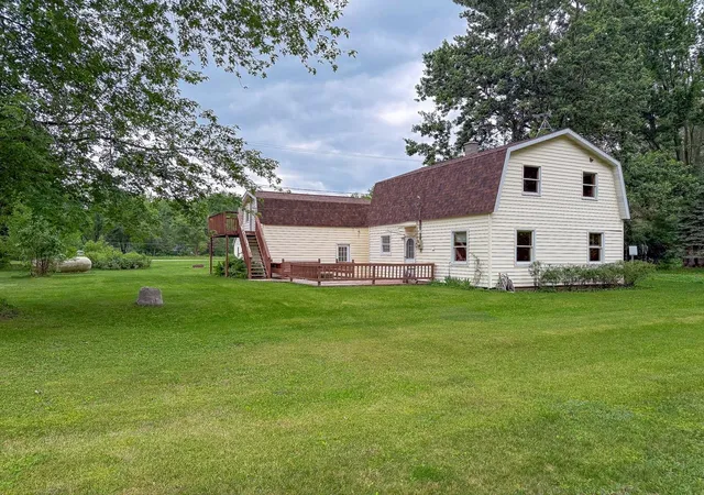 3rd image of 3102 W Saginaw Rd, Coleman, MI 48618 | MLS# 50213054