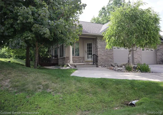1st image of 13368 Julie Anne Ct #1, Fenton, MI 48430 3009 | MLS# 61007448