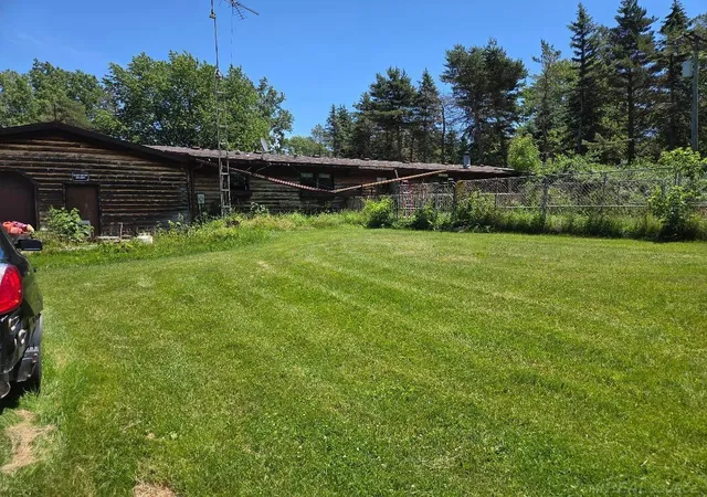 Homes for sale in Dryden, MI | 2960 Oakview St, Dryden, MI 48428 | MLS# 50211377