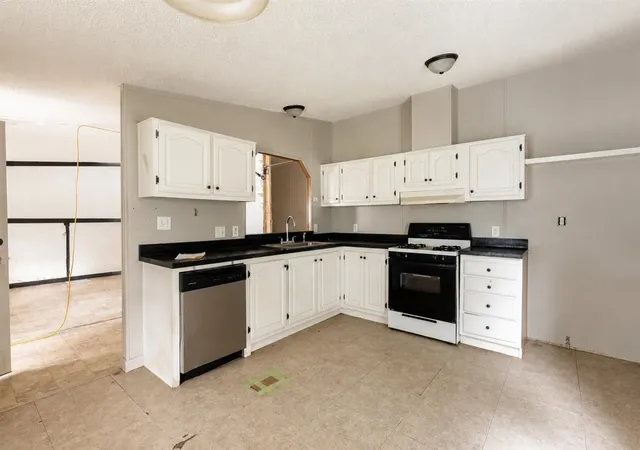 Photo 3 of Sale Pending at 1260 S 13th Street, Niles, MI 49120 | MLS# 70551354 | Listing updated on 2026-08-25