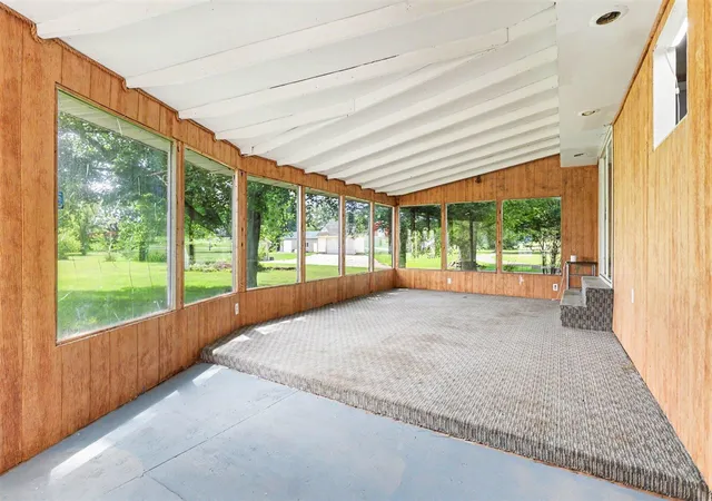 Photo 3 of Sale Pending at 953 Weaver Rd, Bronson, MI 49028 | MLS# 70553680 | Listing updated on 2026-10-02