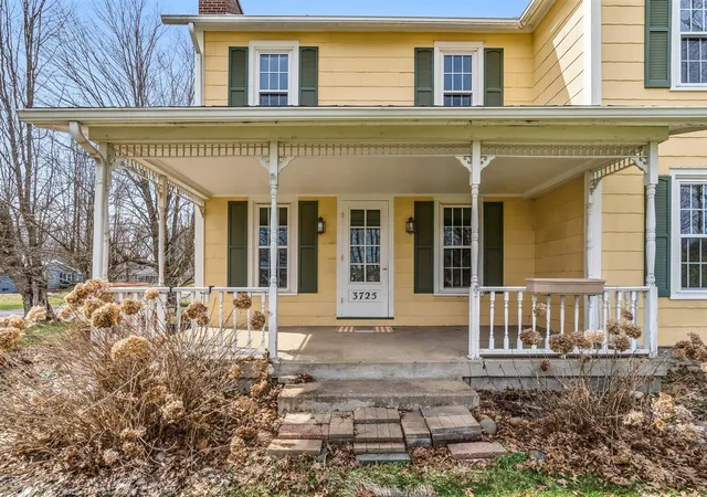 2nd image of 3725 Nichols Rd, Kalamazoo, MI 49004 | MLS# 70520882