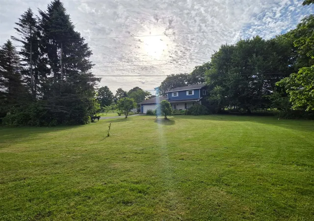 1st image of 22948 N Uldriks Dr, Battle Creek, MI 49017 | MLS# 70541369