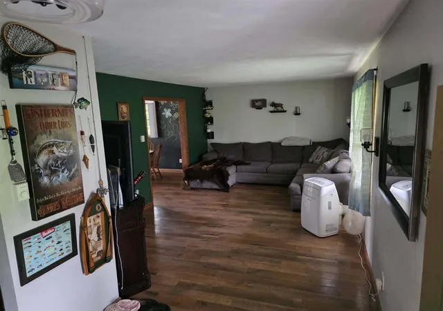 4th image of 22948 N Uldriks Dr, Battle Creek, MI 49017 | MLS# 70541369