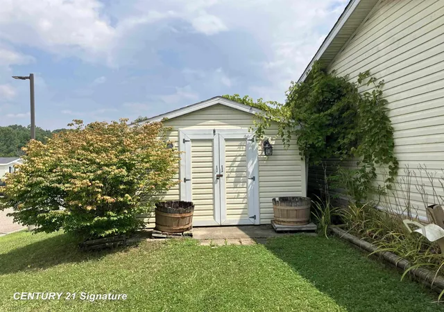 Homes for sale in Flushing, MI | 196 Apollo Ave, Flushing, MI 48433 | MLS# 50213786