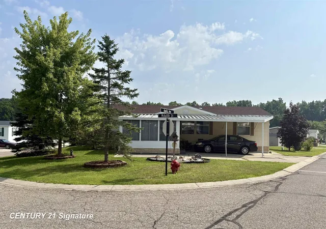 Homes for sale in Flushing, MI | 196 Apollo Ave, Flushing, MI 48433 | MLS# 50213786