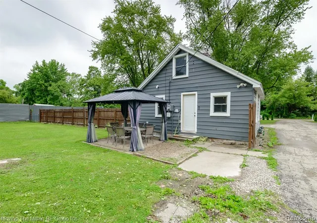 Homes for sale in Belleville, MI | 14220 Martinsville Rd, Belleville, MI 48111 | MLS# 61005539