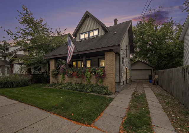 5th image of 1134 Alexander St, Grand Rapids, MI 49507 | MLS# 70499118