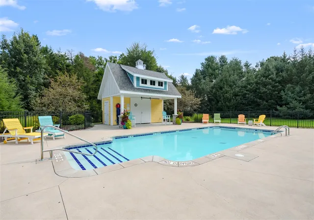 Photo 4 of Condo for sale at 8186 Shooting Star Ln, Kalamazoo, MI 49009 | MLS# 70555110 | Listing updated on 2026-09-13