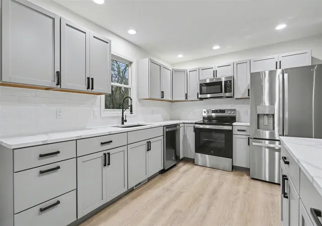 Photo 4 of Single family home for sale at 676 N 10th Street, Plainwell, MI 49080 | MLS# 70551684 | Listing updated on 2026-08-31