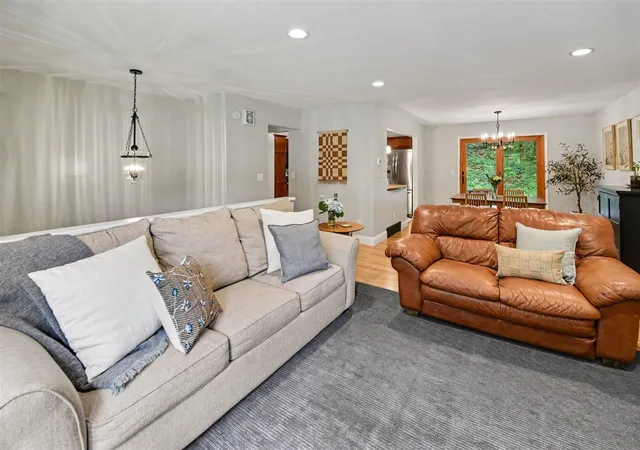 4th image of 2121 Timberview Dr, Grand Rapids, MI 49525 | MLS# 70540025