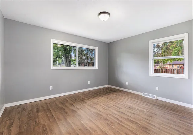 Photo 4 of Sale Pending at 4761 Kalamazoo Ave, Grand Rapids, MI 49508 | MLS# 70491501 | Listing updated on 2026-01-16