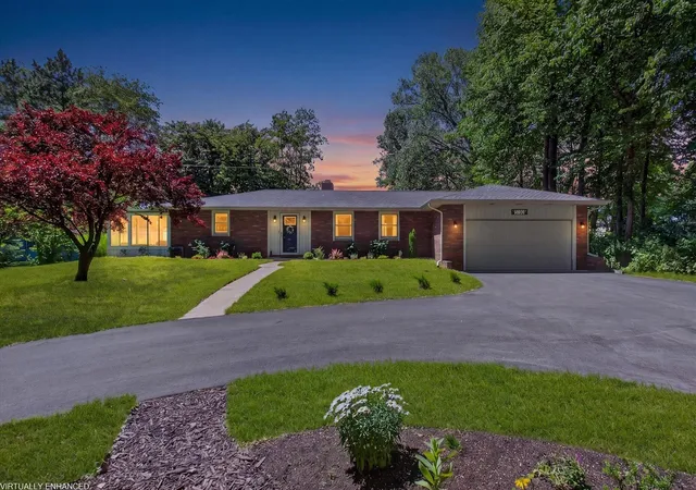 Homes for sale in Coloma, MI | 5190 Pier Rd, Coloma, MI 49038 | MLS# 70541708