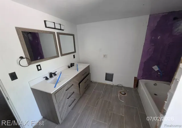 Photo 17 of Sale Pending at 265 North Ave, Mount Clemens, MI 48043 | MLS# 61011938 | Listing updated on 2026-07-27